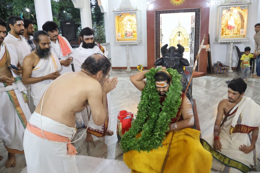 Arrival of swatmanandendra saraswati swami ji 9th March 2025